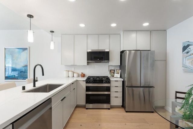800 E Charleston Road 9, Palo Alto, CA 94303