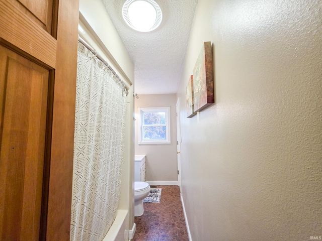 3117 E Bristol Street, Elkhart, IN 46514