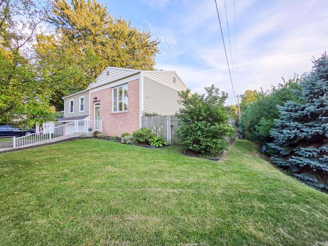 3117 E Bristol Street, Elkhart, IN 46514