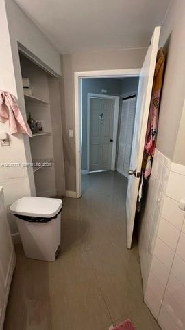 3000 N 72nd Way, Hollywood, FL 33024