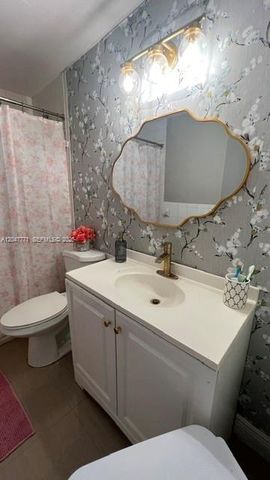 3000 N 72nd Way, Hollywood, FL 33024