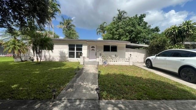 3000 N 72nd Way, Hollywood, FL 33024