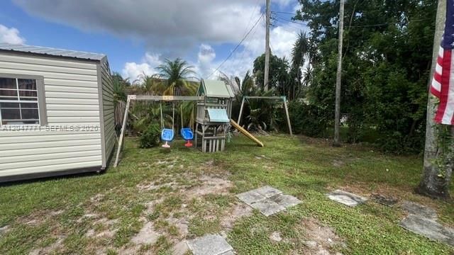 3000 N 72nd Way, Hollywood, FL 33024