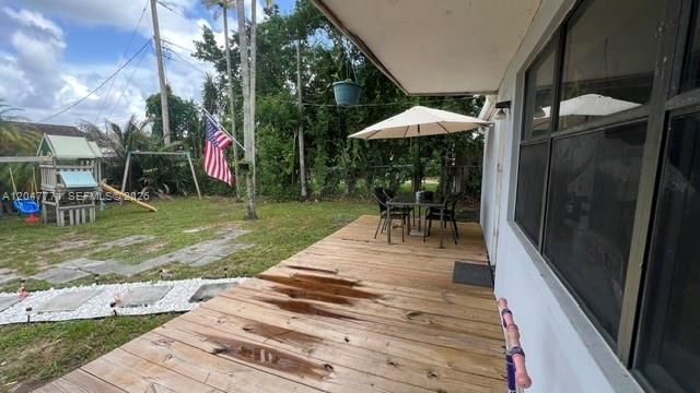 3000 N 72nd Way, Hollywood, FL 33024