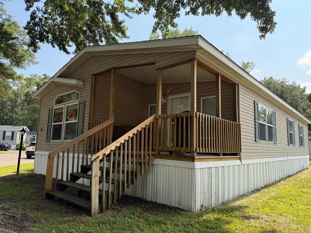 74 Big Circle Drive, Little Canada, MN 55117