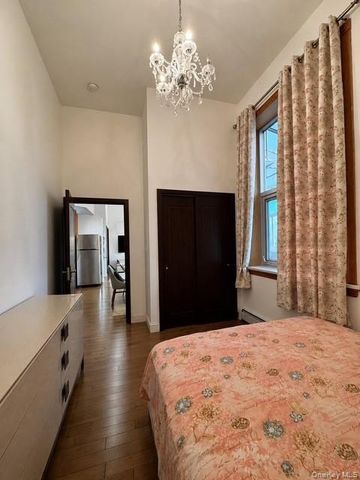 41-42 College Point Boulevard 7C, Flushing, NY 11355