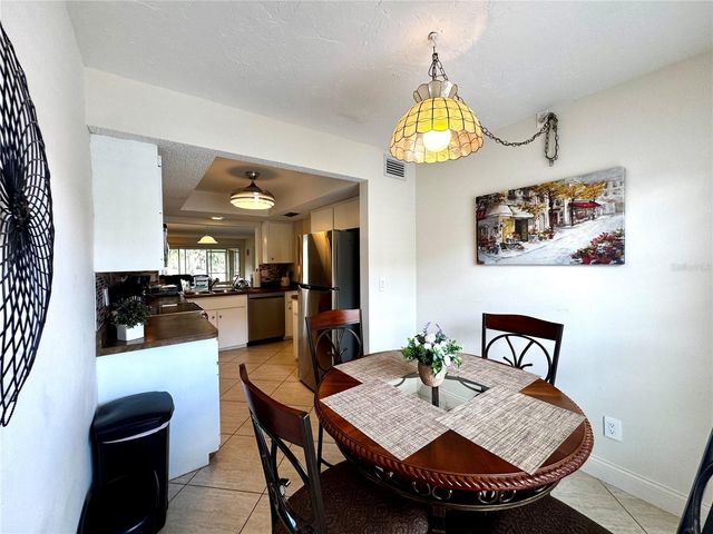 4377 LONGMEADOW 7, Sarasota, FL 34235