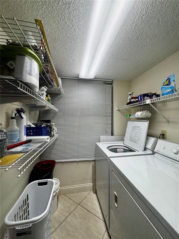 4377 LONGMEADOW 7, Sarasota, FL 34235