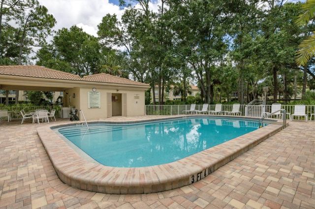 4377 LONGMEADOW 7, Sarasota, FL 34235