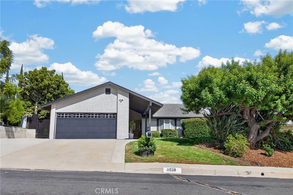 11528 Amigo Avenue, Porter Ranch, CA 91326 — photo 3