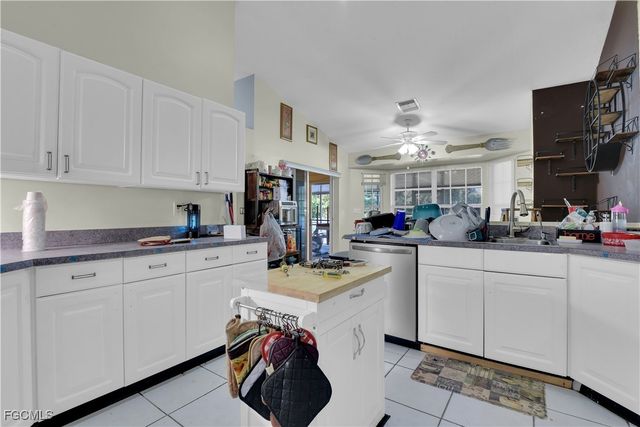 521 Grant AVE, Lehigh Acres, FL 33972