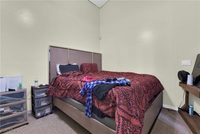 521 Grant AVE, Lehigh Acres, FL 33972