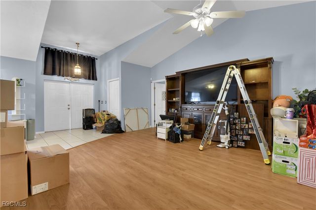 521 Grant AVE, Lehigh Acres, FL 33972