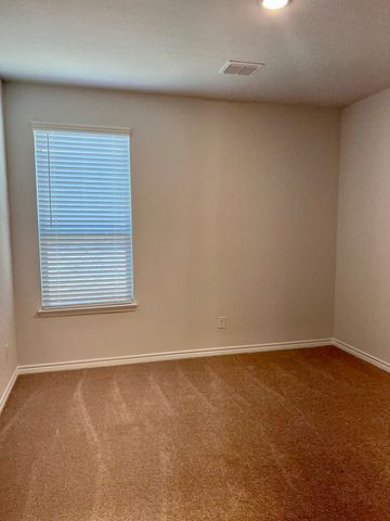 812 Peaceful Brook Drive, Fort Worth, TX 76140