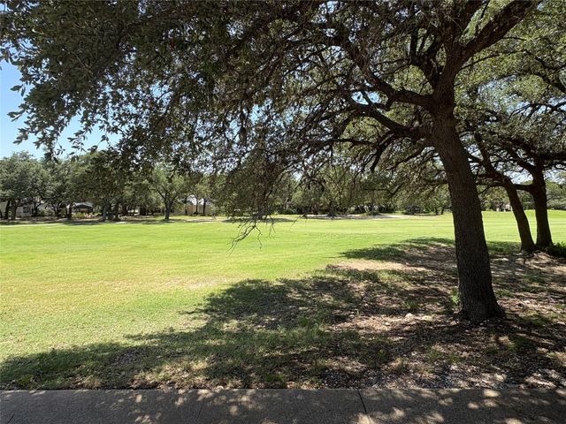 553 Demarett DR, Point Venture, TX 78645