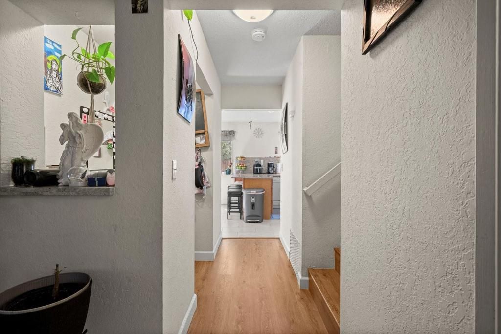 Image 12 of property listing at 3851 Blackford Avenue, San Jose, CA 95117