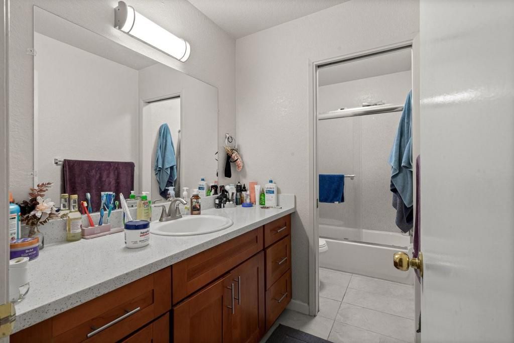 Image 19 of property listing at 3851 Blackford Avenue, San Jose, CA 95117
