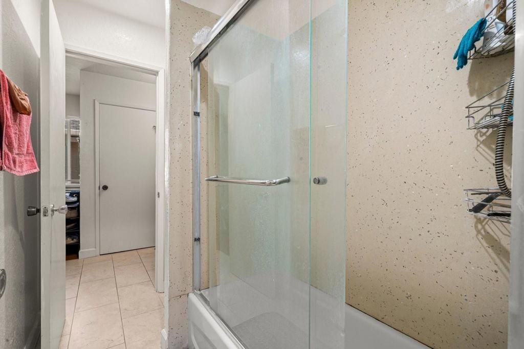 Image 37 of property listing at 3851 Blackford Avenue, San Jose, CA 95117