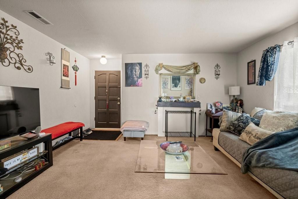 Image 44 of property listing at 3851 Blackford Avenue, San Jose, CA 95117