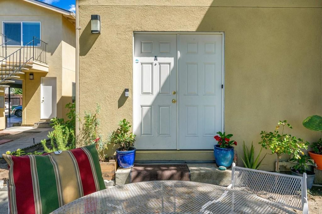 Image 7 of property listing at 3851 Blackford Avenue, San Jose, CA 95117