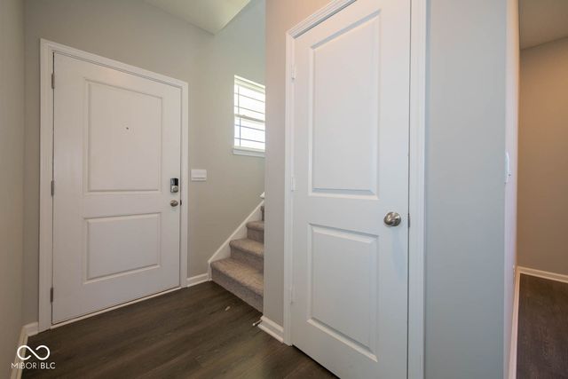 211 Springfield Crossing, Greenfield, IN 46140