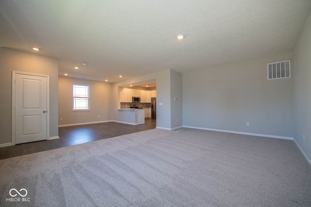 211 Springfield Crossing, Greenfield, IN 46140
