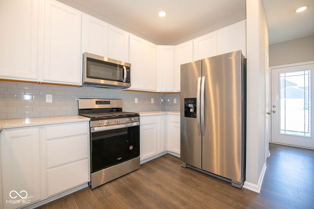 211 Springfield Crossing, Greenfield, IN 46140