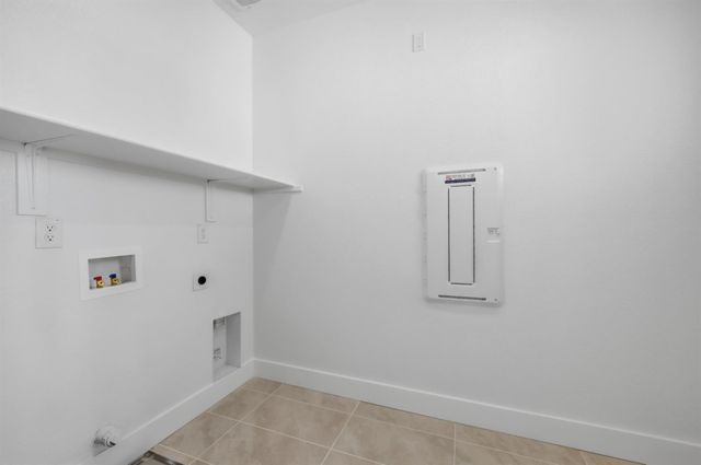 7064 Carbone Dr, Roseville, CA 95747