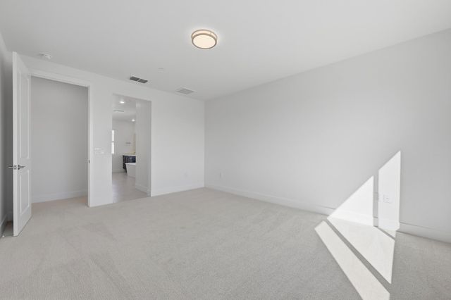 7064 Carbone Dr, Roseville, CA 95747