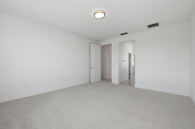 7064 Carbone Dr, Roseville, CA 95747