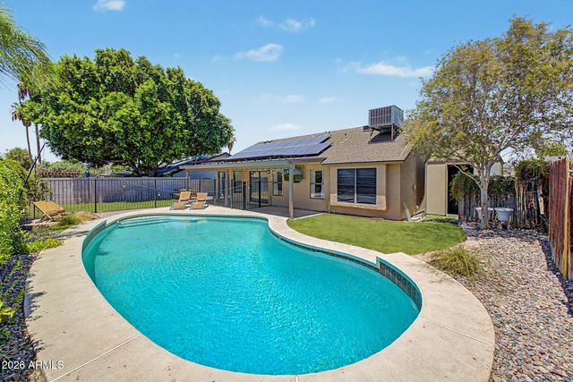 1301 E TARO Lane, Phoenix, AZ 85024