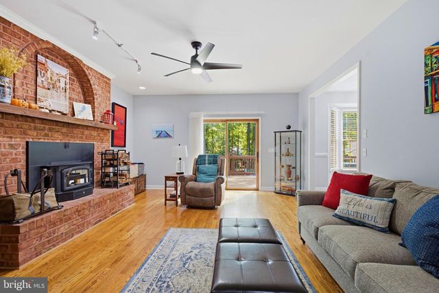 204 WESTOVER PKWY, Locust Grove, VA 22508