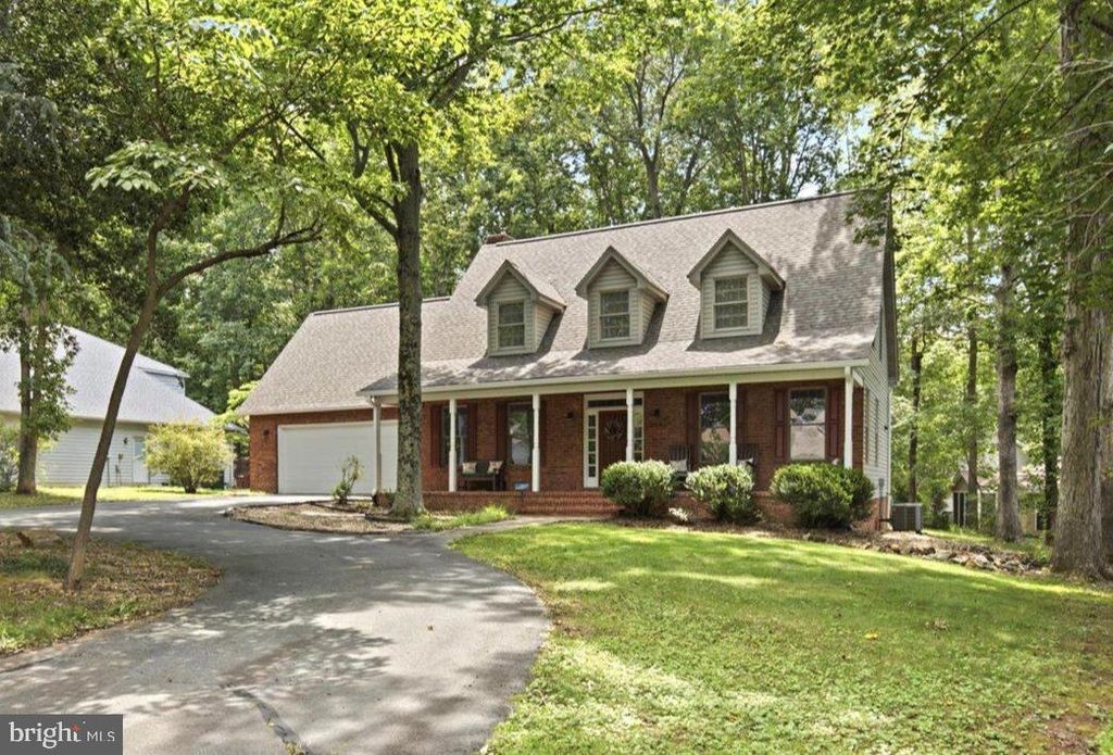204 WESTOVER PKWY, Locust Grove, VA 22508