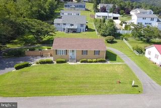 1580 BEACON ST, Keyser, WV 26726