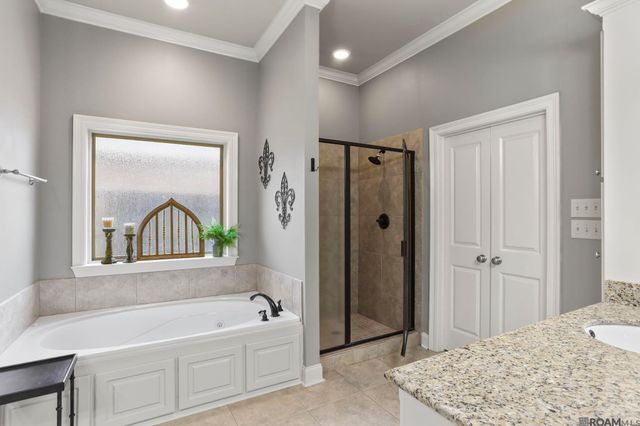 5826 Nature Trail Dr, Baton Rouge, LA 70817