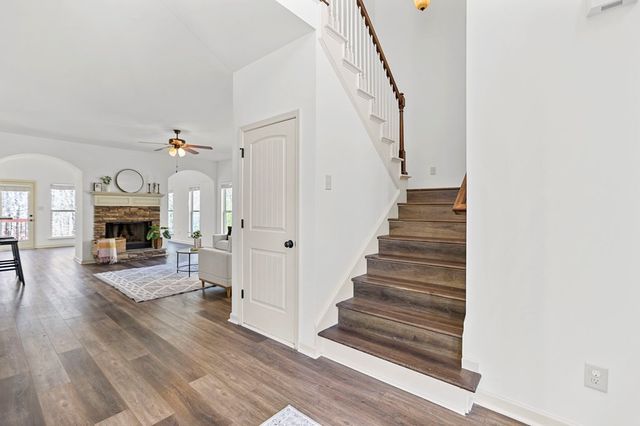 30 Camden Circle, Newnan, GA 30265