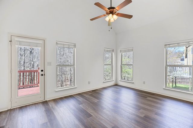 30 Camden Circle, Newnan, GA 30265