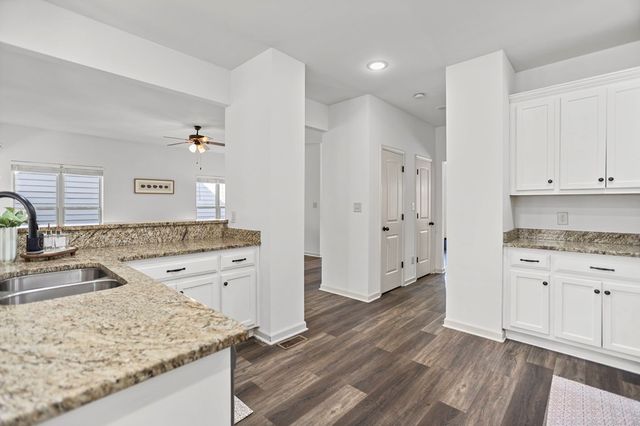 30 Camden Circle, Newnan, GA 30265