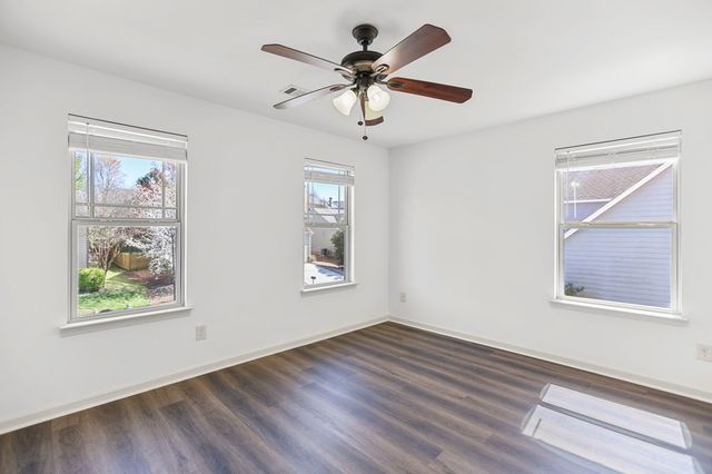 30 Camden Circle, Newnan, GA 30265