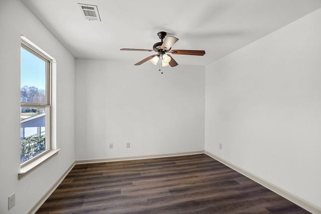 30 Camden Circle, Newnan, GA 30265