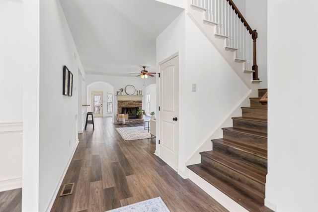 30 Camden Circle, Newnan, GA 30265