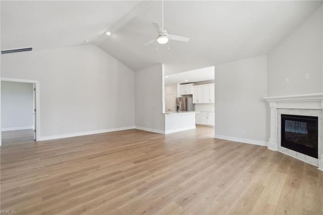 2156 Edwin DR, Chesapeake, VA 23322