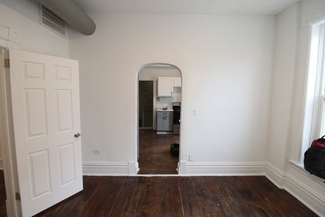 1362 N Bosworth Avenue 2C, Chicago, IL 60642