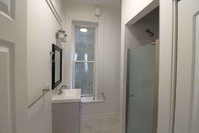 1362 N Bosworth Avenue 2C, Chicago, IL 60642