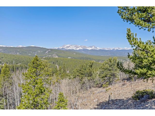 305 Genevas Way, Black Hawk, CO 80422