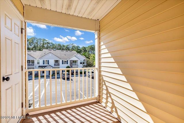 2200 MARSH HAWK Lane 410, Fleming Island, FL 32003