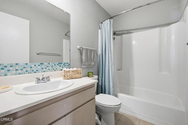 2753 Wendy Place A, Port Hueneme, CA 93041