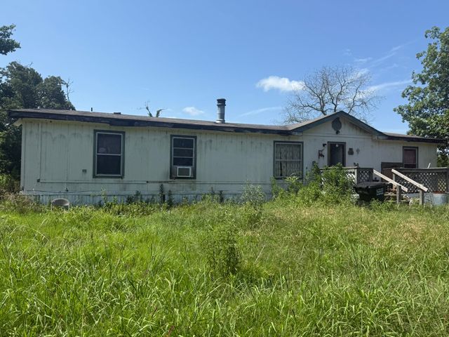 2324 CR 44550 Road, Paris, TX 75462