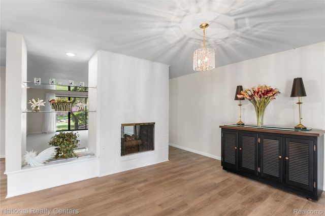 7103 Pebble Park Drive, West Bloomfield Charter Township, MI 48322