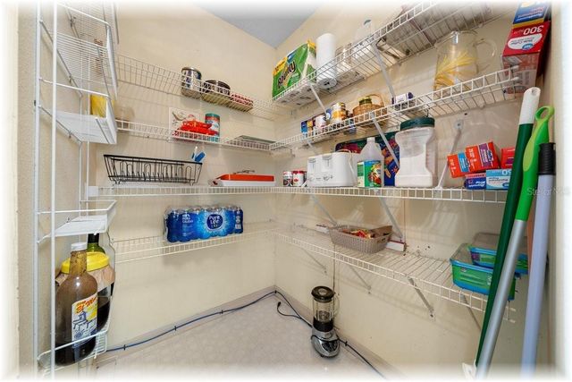 8740 SE 61 AVENUE, Ocala, FL 34472
